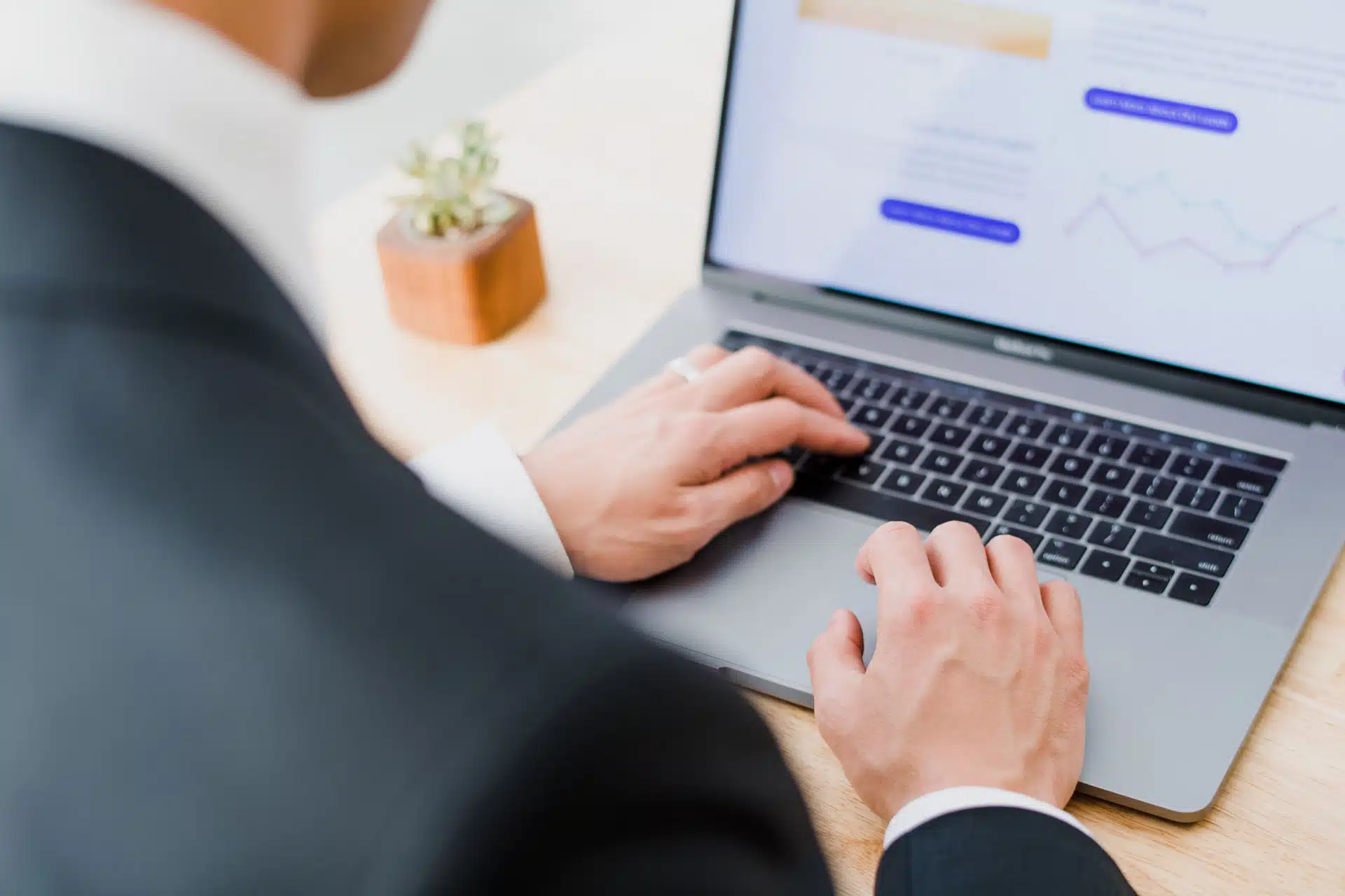 financial-advisor financial-advisor